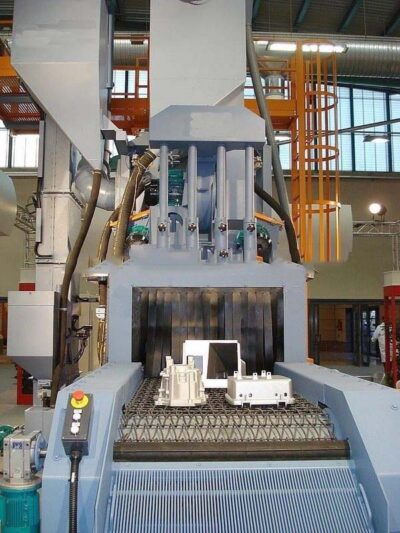 ワイヤーメッシュベルトショットブラストマシン